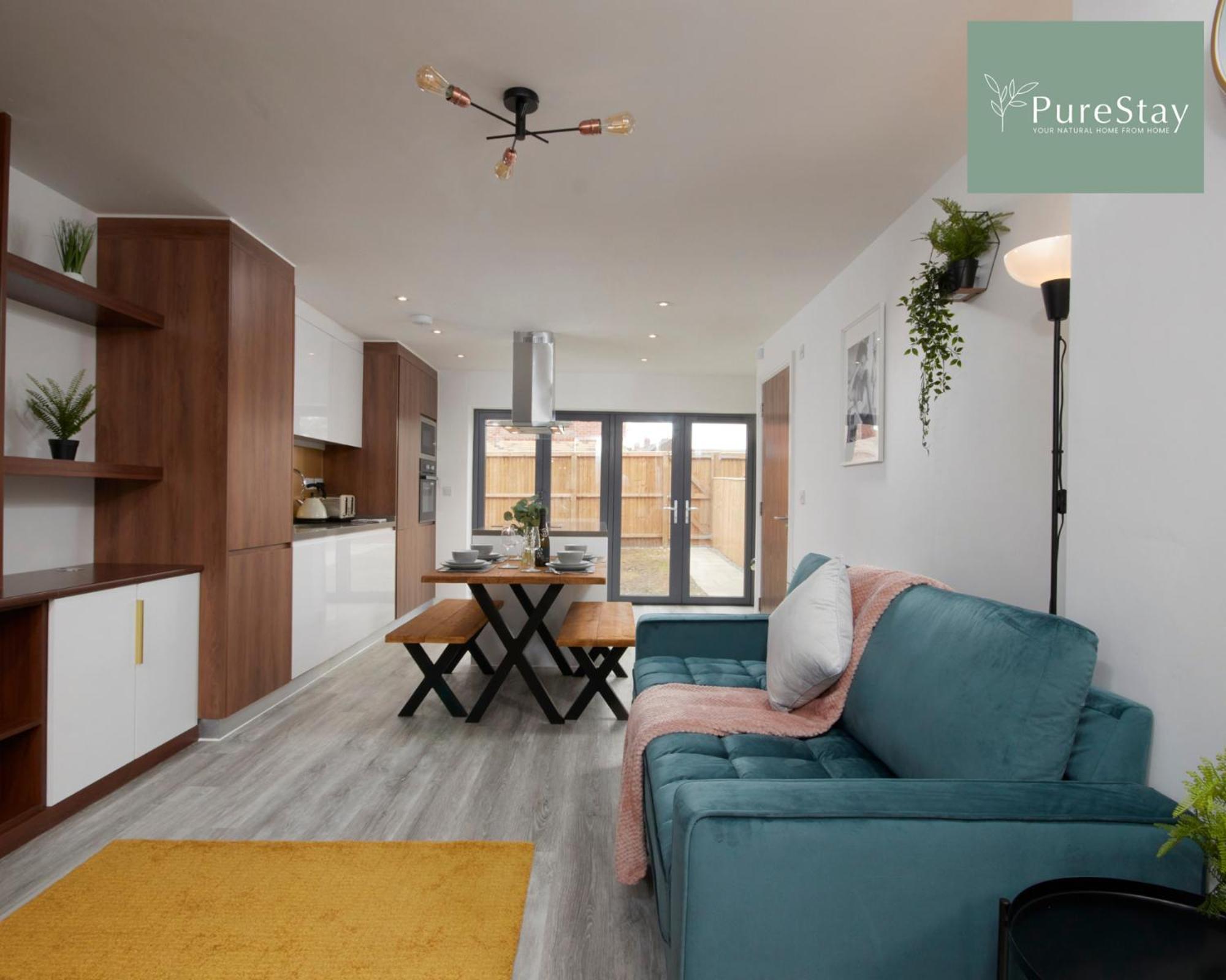 Stunning 5 Bed Manchester House With Parking By Purestay Short Lets & Serviced Accommodation Exterior foto
